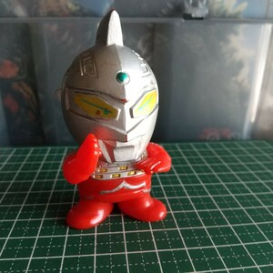 ウルトラマンセブン　フィギュア　ソフビ　ミニフィギュア　レトロ　バンダイ　japan 1988 1998 二頭身