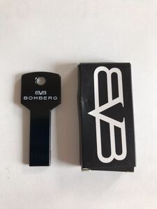 新品・未使用　ボンバーグ　BOMBERG USB