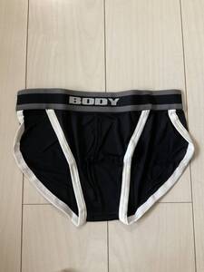 未使用 BODY M MICROFIBRE 黒②