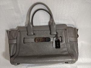 24.COACH ハンドバック　34408 スワッガーキャリーオール コーチ