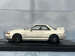 京商製　　ニッサン　スカイライン　GTR (R32) 白　　1/43