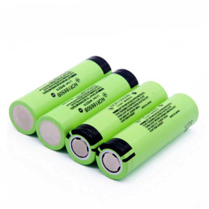 18650　リチウムイオン電池　フラッドヘッドタイプ　生セル　18650HG2 3.7V 2000mAh 65mm(長さ)　NCR18650B(FH)　4本　即納 D