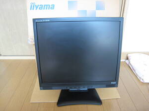 ★イーヤマ　iiyama★Pro Lite １７型LCDモニター