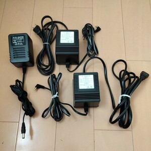 ACアダプター3点　AC ADAPTER 5730A-A NG-088413-001・AC ADAPTER 5730A-A NG-088413-001・AC/DC ADAPTER TM-480621