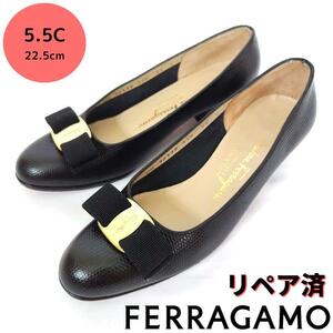 良品フェラガモ【Ferragamo】ヴァラ リザード型押し パンプス 黒