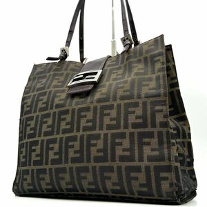 フェンディ【美品】FENDI ハンドバッグ ミニトート マンマバケット ズッカ柄 FF金具 レザー 本革 キャンバス 肩掛け可 メンズ レディース