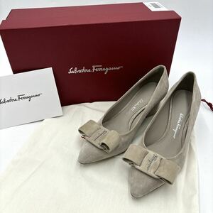 ＊ 良品 付属品完備 イタリア製 高級婦人靴 Salvatore Ferragamo サルヴァトーレフェラガモ 本革 ヴァラリボン ヒール / パンプス 4D 21cm