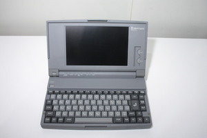 B424【中古】NEC パーソナルコンピューター NEC PC-9801NS/E 起動NG パーツ再利用等に