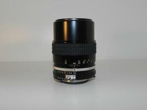 **中古品　Nikon Ai 135mm/f 3.5 レンズ*