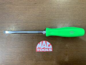 MAC TOOLS（マックツールズ） ペンタグリップスクリュードライバー マイナス＃3 （グリップ:グリーン) | DF315G