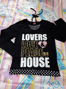 ★★　サイズ140　♪　LOVERS HOUSE　ラバーズハウス　　黒の長Tシャツ