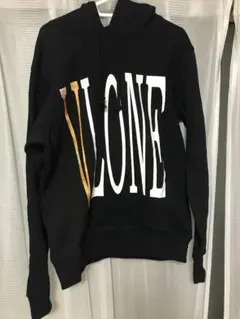 正規品 新品VLONE(ヴィローン)パーカーMサイズ175