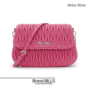 未使用品 miu miu ミュウミュウ マトラッセ チェーン ショルダーバッグ クラッチバッグ 5BH126 FUXIA ピンク シルバー金具 カーフレザー