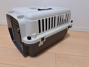 ペットケンネル ファーストクラス L55 キャリー ペット クレート 犬 猫 ハード ケース コンテナ　使用僅かに１日ほぼ新品