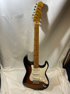 u51423 中古　Fender Japan　ST57 フジゲン製　1993年～1994年　小さな打ち傷アリ