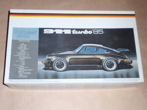 FUJIMI　1/24スケール　ポルシェ 911turbo,85