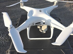 DJI Phantom4 Pro V2 ファントム4プロブイツー　 超高性能ドローン　収納ハードケース付きフルセット　動作品