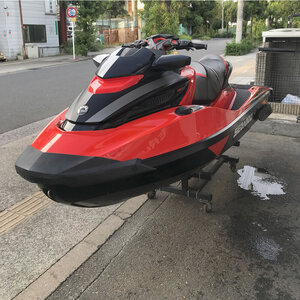 中古艇　2017年モデル（初年度2019年登録）　SEA-DOO　RXT-X300　レッド　88時間　