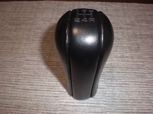 ☆希少品☆美品☆ genuine parts　shift knob　5MT 日産 SKYLINE NISSAN 純正 BNR32 GT-R シフトノブ 当時物 スカイライン 革 レザー☆