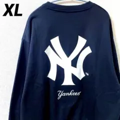 MLB ヤンキース　 トレーナー　スウェット　バックプリント　英字　XL