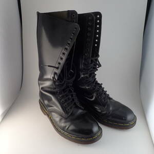 ■ドクターマーチン 20ホールブーツ 編み上げ ブラック光沢　Dr.Martin 20Eyelet Boots UK9（約27.5）