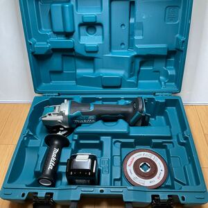 マキタ makita 充電式ディスクグラインダ 125mm GA520D 本体+バッテリー+ケース　18V/6.0Ah 中古美品！オマケ付き！【送料無料♪】