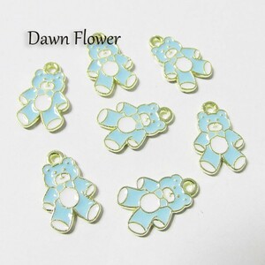 【D-0643】10pcs　くま　15×10mm　ライトブルー　チャーム　ハンドメイドパーツ