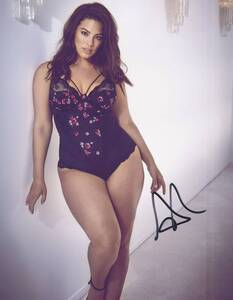 Ashley Graham★直筆サイン写真★証明書COA◆6581