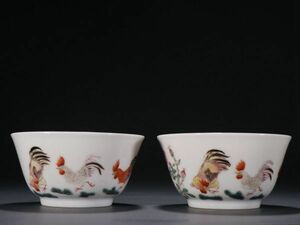 【瓏】陶磁器 粉彩錦鶏牡丹花紋 馬蹄杯一対 大清雍正年製 染付 置物擺件 古賞物 中国古美術 蔵出