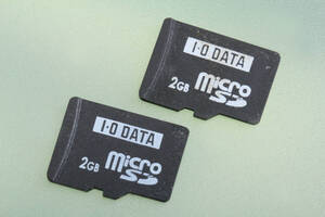 2GB microSDカード I O DATA ●2枚セット●