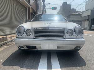 キレイです！　W210 E430 バンパー、フェンダー、ボンネット、グリル