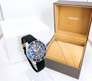 ML353【RUP】★1円～★ 美品 SEIKO PROSPEX セイコー プロスペックス V157-0DP0 スキューバ ソーラー ダイバーズ デイト メンズ腕時計 箱付