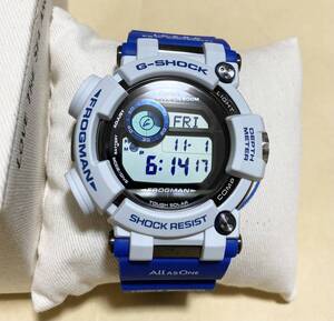 未使用品　G-SHOCK イルカクジラ FROGMAN GWF-D1000K-7JR 青 白　イルクジ フロッグマン　ブルー　Love The Sea And The Earth