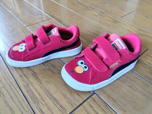 プーマ　PUMA シューズ　 靴　子供用　レッド　赤　15cm　セサミストリート　エルモ　プリント