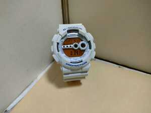 CASIO カシオ G-SHOCK ジーショック GD-100SC-7JF　バックライト写真あり