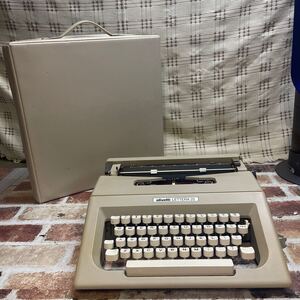 昭和レトロ 英文タイプライター olivetti LETTERA25 オリベッティ 動作未確認 