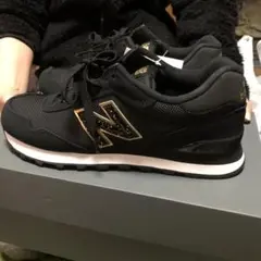 New Balance 515 ブラック ゴールド