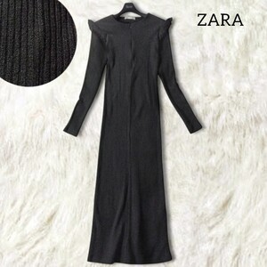 50 【ZARA】 ザラ ニットワンピース ロングワンピース タイトワンピース S 黒 ブラック 無地 シンプル 長袖 リブニット フリル 秋冬 