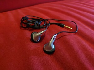 【SONY】MDR-E832 EARPHONE ソニー イヤホン イヤフォン WALKMAN ウォークマン　