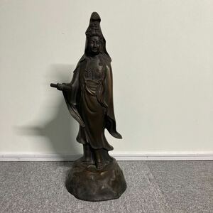 仏教美術 置物 観音像 聖観音菩薩　仏像　佛像　銅製　56cm 6.7kg 刻印有り骨董品