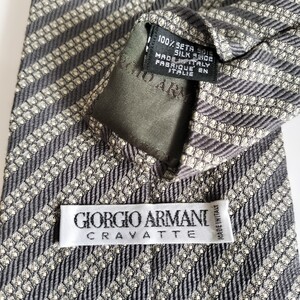 GIORGIO ARMANI(ジョルジオアルマーニ)グレーボコストライプネクタイ