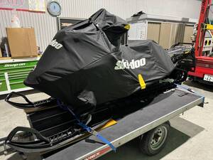 スノーモービル　ski-doo ボディーカバー