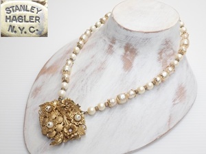 N717　ヴィンテージ ネックレス STANLEY HAGLER スタンレー・ハグラー パール調デザインフラワー　アクセサリー Vintage necklace