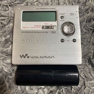 SONY ソニー MDウォークマン　 MZ-R909 未確認　 WALKMAN ポータブルMDプレーヤー