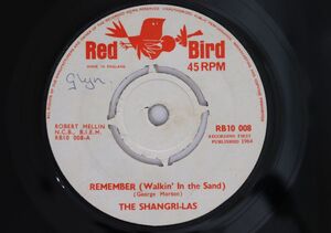 英7 Shangri-las Remember (Walkin In The Sand) / Its Easier To Cry RB10008 RED BIRD /00080