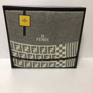 レア【送料無料】新品未使用/正規品/FENDI/フェンディ/綿毛布/綿100%/140cm×210cm/日本製/大津コーポレーション/ズッカ柄(0197y）