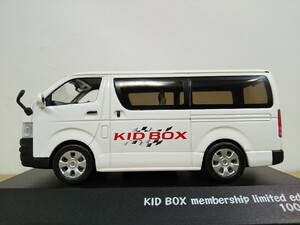 ■ 京商J-COLLECTION製 1/43 JC3500KD TOYOTA HI-ACE 2005(KID BOX membership limited edition) トヨタハイエース モデルミニカー
