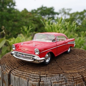 【送料350円】コルベット ベルエア １９５７年式 1/40 レッド ＣＨＥＶＲＯＬＥＴ ＢＥＬＡＩＲ アメ車