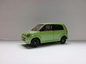 トミカ　日産　ピノ　美品　格安　絶版　ベースに