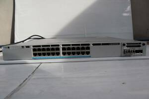 D0952(RK) Y CISCO Catalyst 3850 24X UPOE スイッチC3850-NM-2-10G WS-C3850-24XU /SFP-10G-SR-S モジュール 2個付き/AC電源コード付き